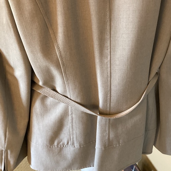 Worth suit- Jacket + Pants - Picture 4 of 8